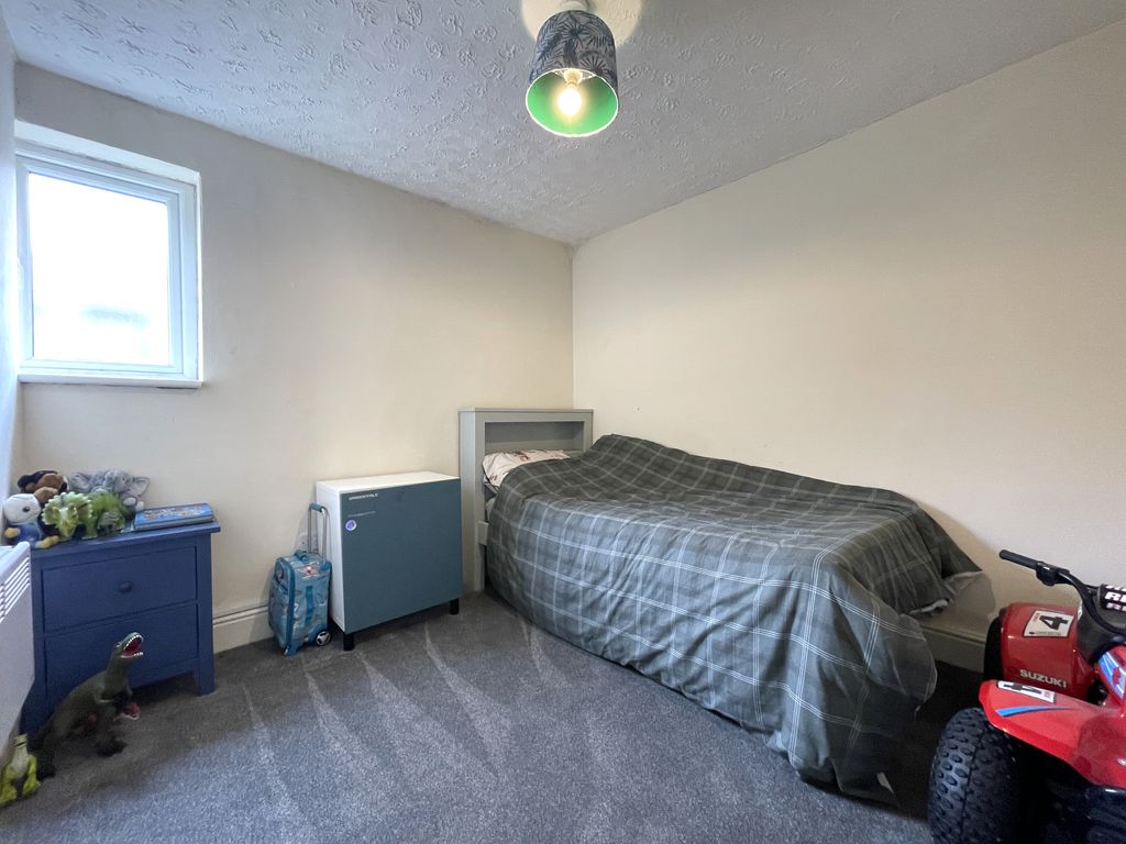 Property photo 3 of 4 Bedroom