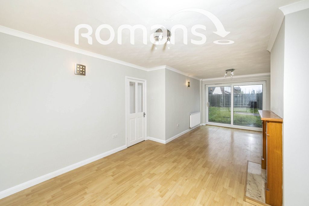 Property photo 2 of 11 ch_21Queensgate_Rg40