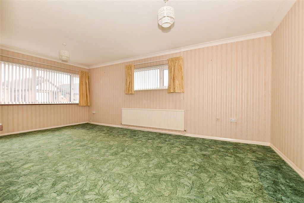 Property photo 3 of 10 Lounge/Diner