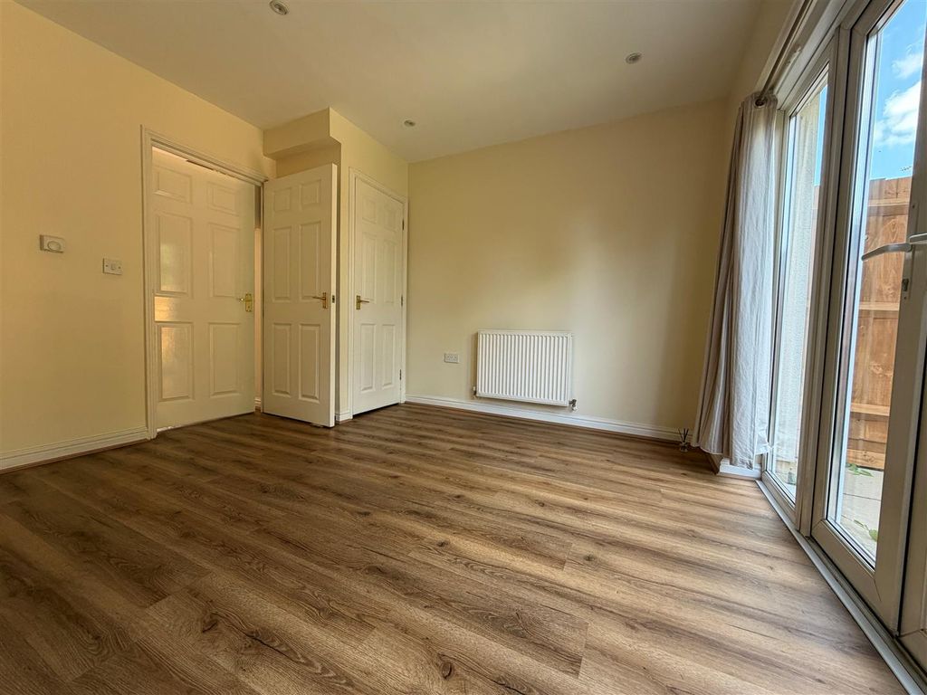 Property photo 3 of 17 6.Jpg