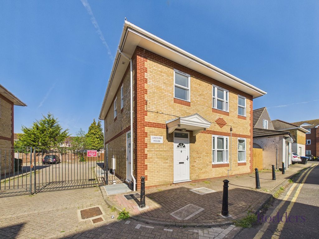 Property photo 2 of 13 Picture No. 18