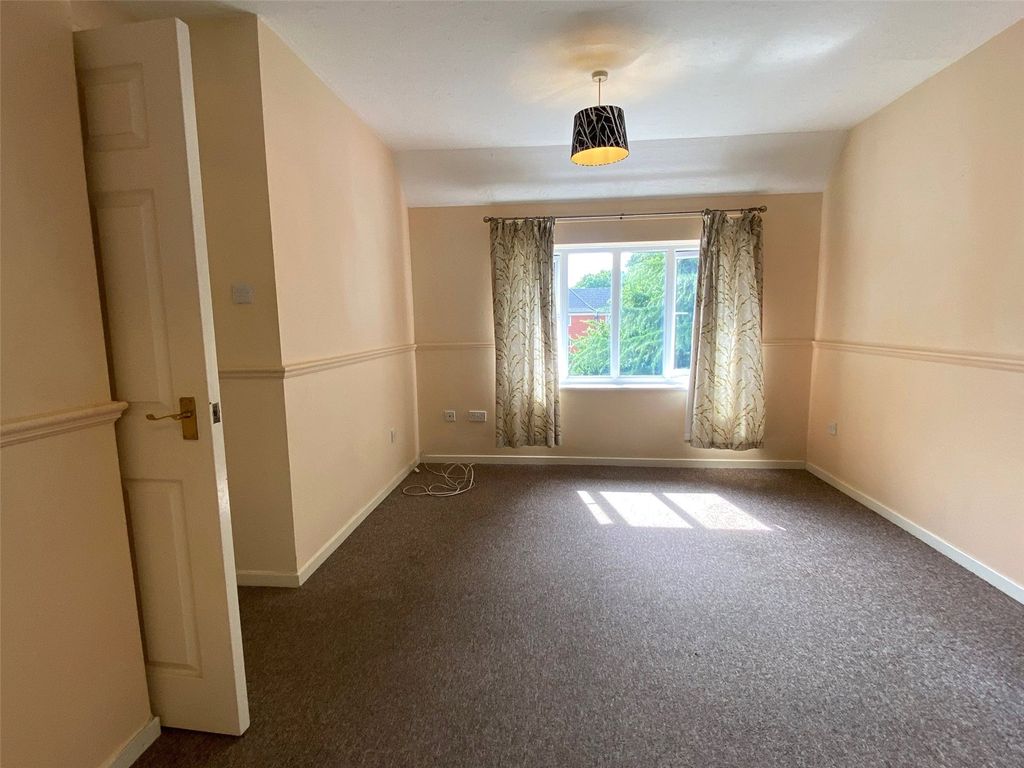 Property photo 2 of 15 Picture No. 04