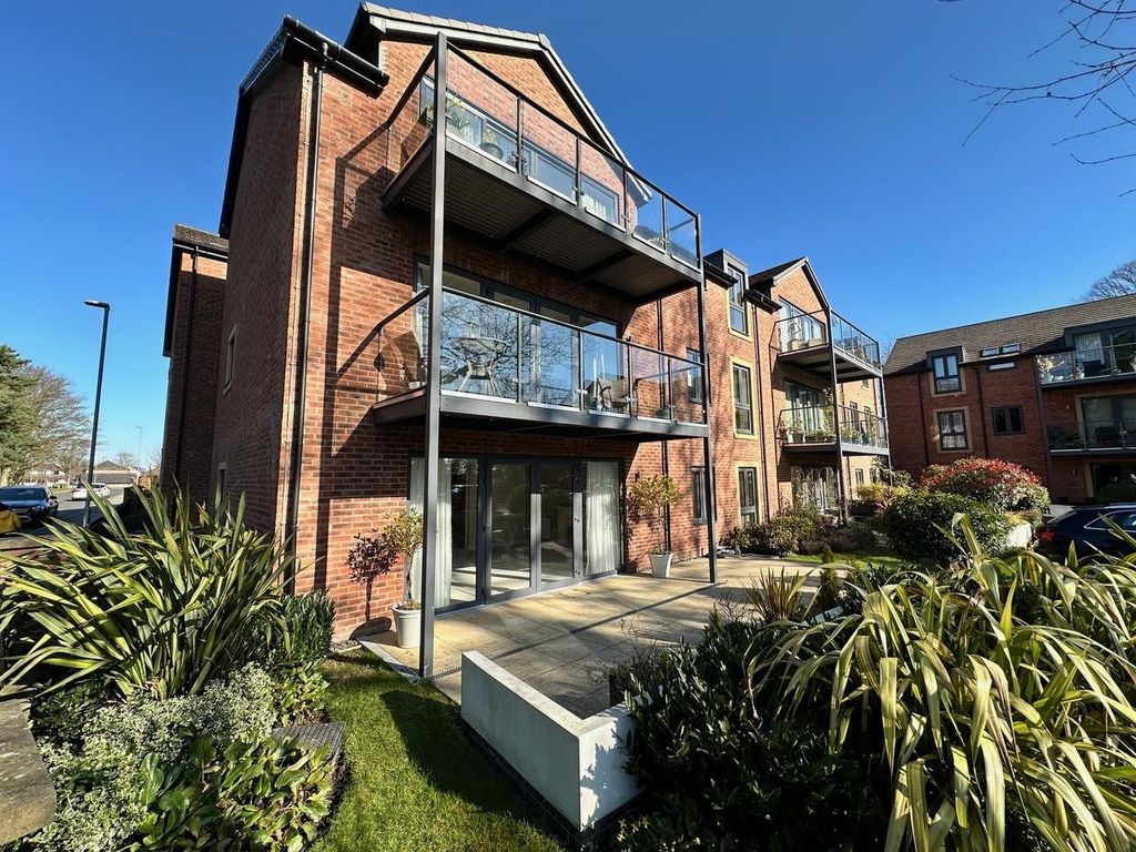 Property photo 1 of 14 Front1.Jpg
