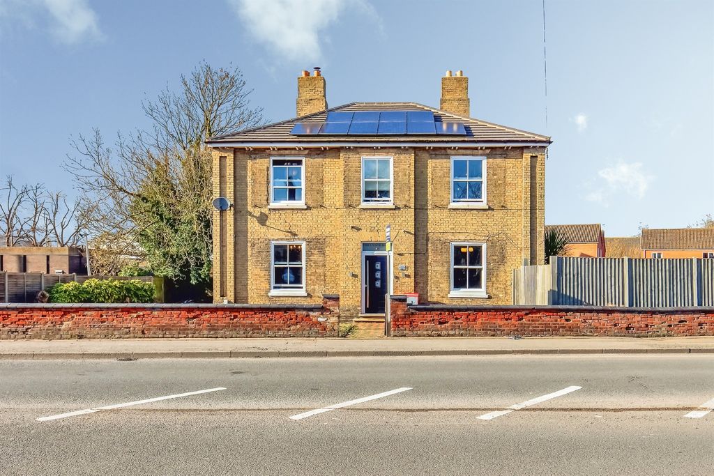 Property photo 1 of 20