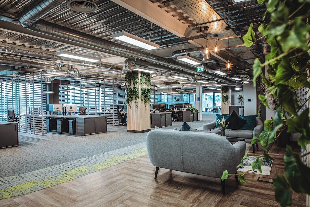 Property photo 3 of 12 Unihomes Office9057.Jpg