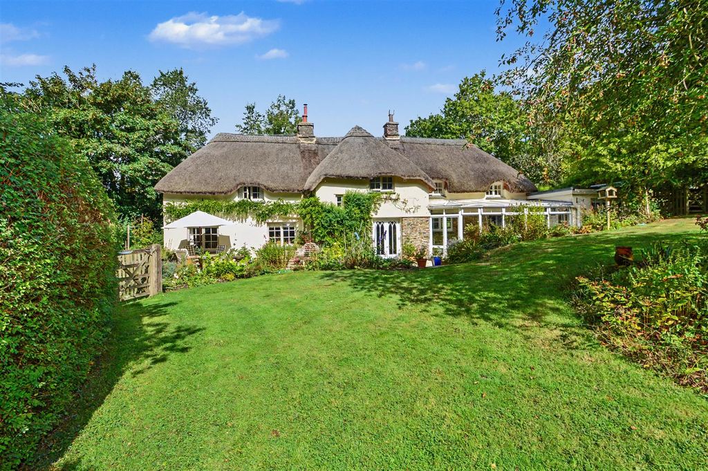 Property photo 1 of 21 Spring House