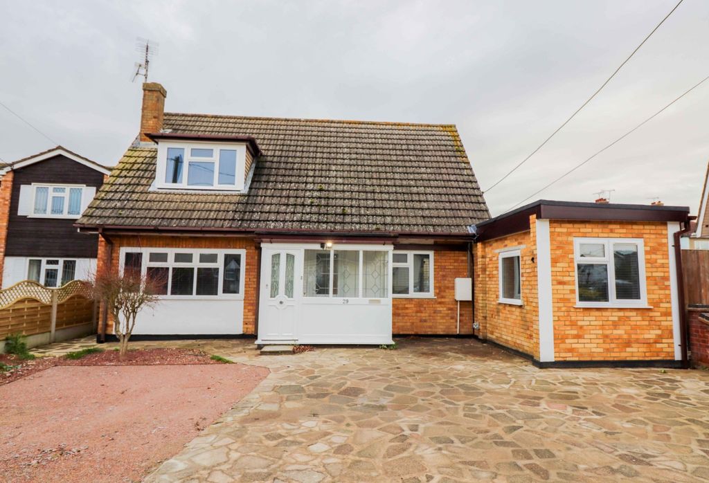 Property photo 1 of 11
