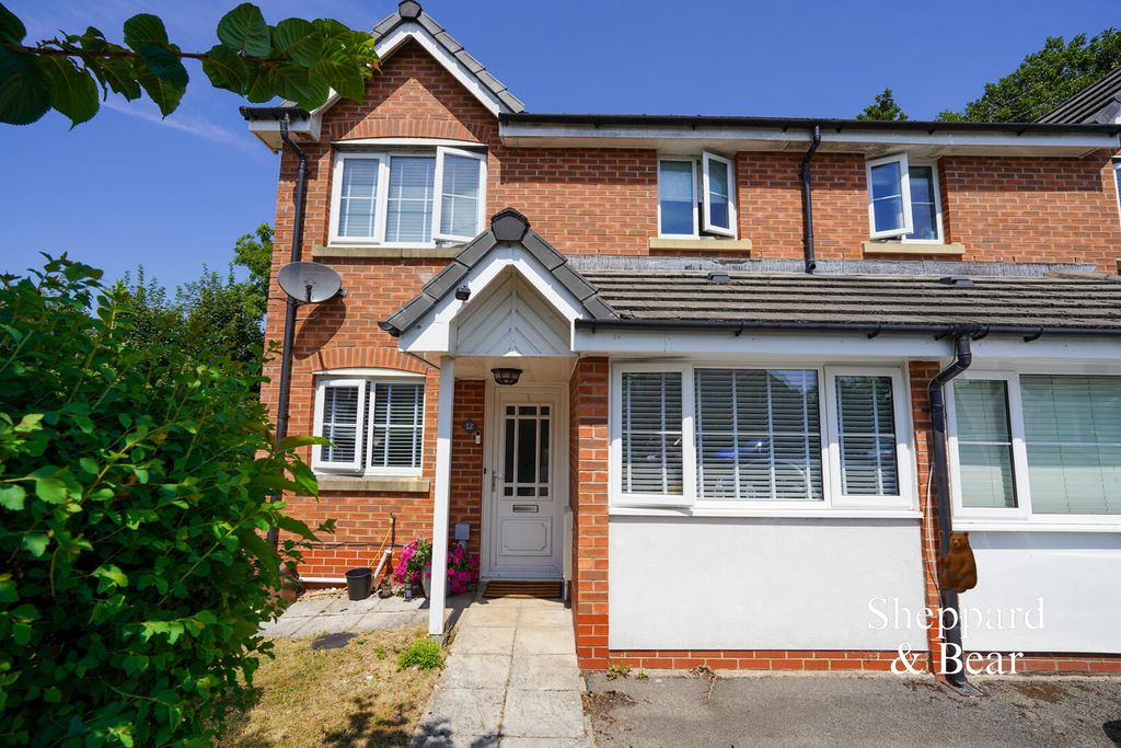 3 bed semi-detached house for saleSalvia Close, St. Mellons, Cardiff CF3
