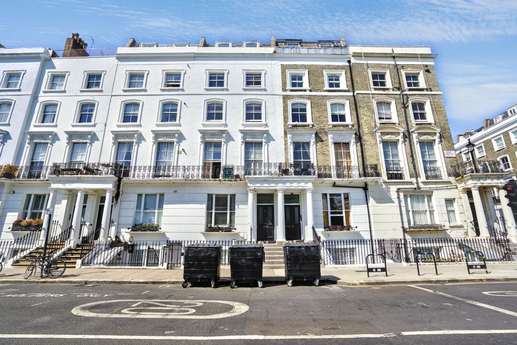 Property photo 1 of 6 Flat 3, 24 Talbot Road, Notting Hill, London, W2 5Lj