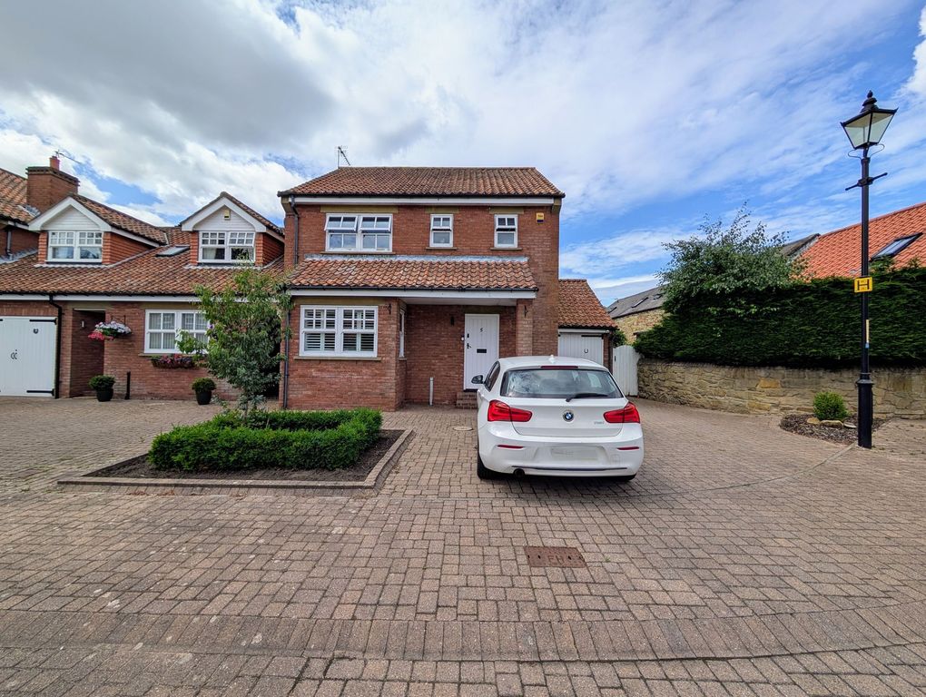 Property photo 1 of 41
