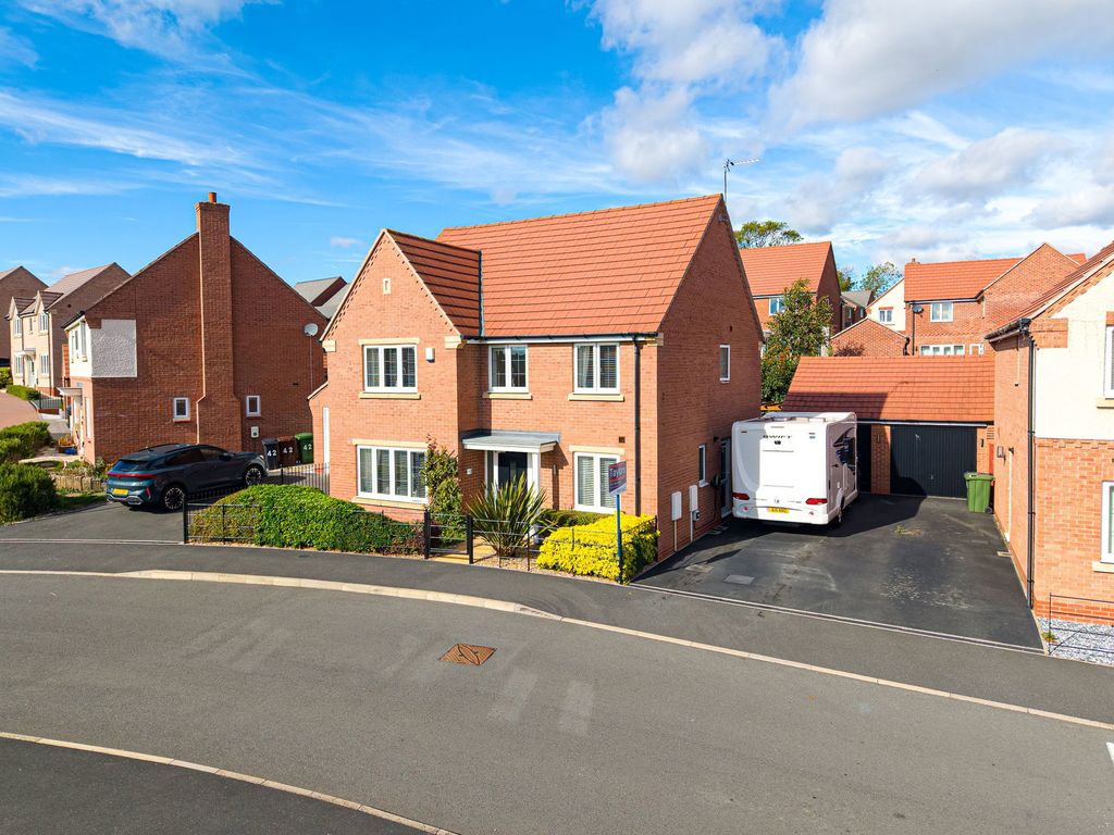 Property photo 1 of 31