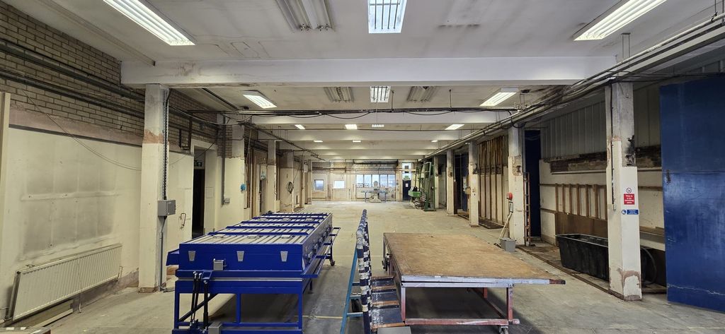 Property photo 3 of 13 F4096Eae345E4d87A5741E50Ae016691.Jpg