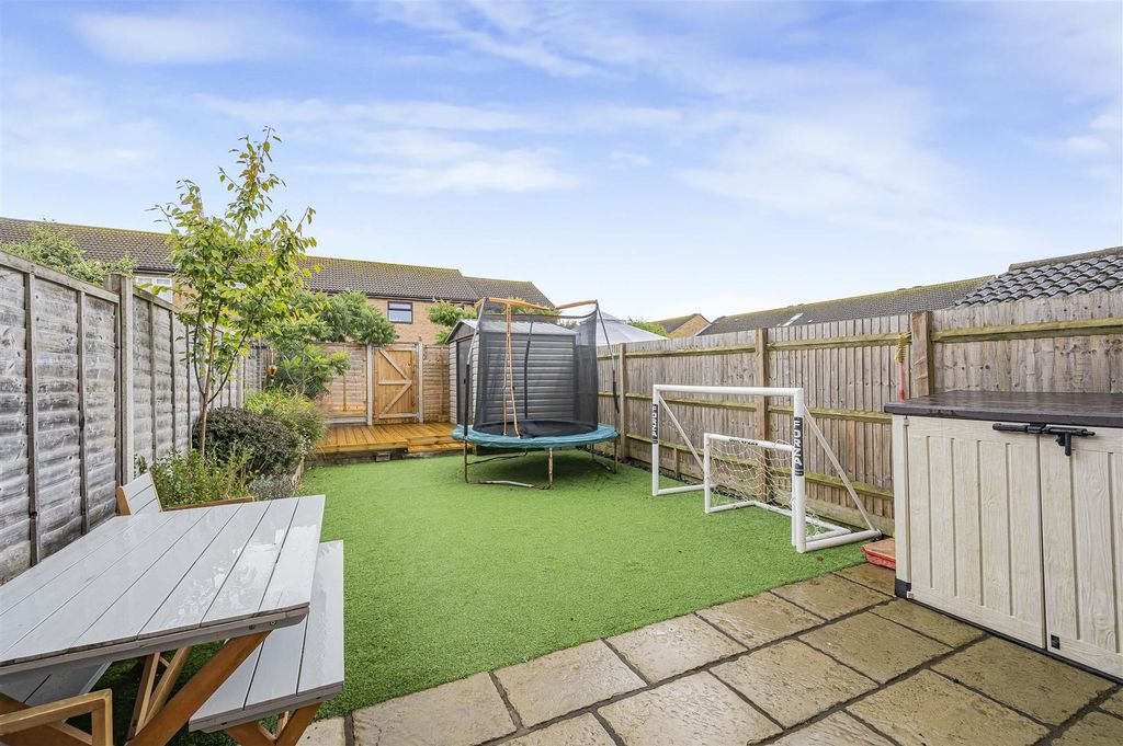 Property photo 2 of 16 Rear Garden