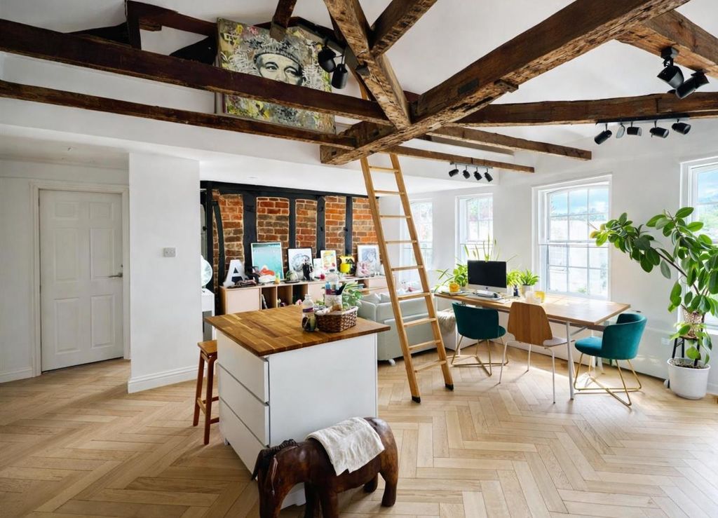 Property photo 3 of 9 3.Png