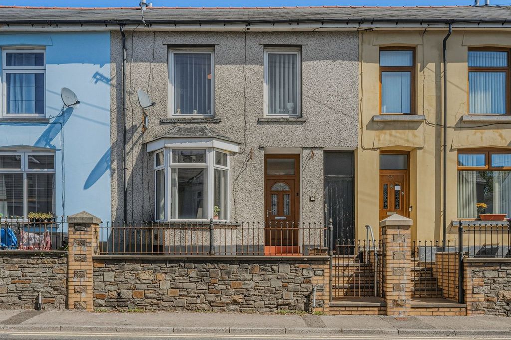 Property photo 1 of 24