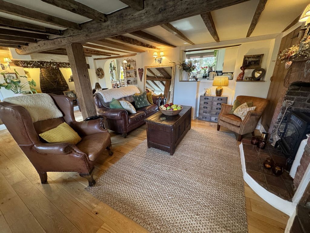 Property photo 2 of 14