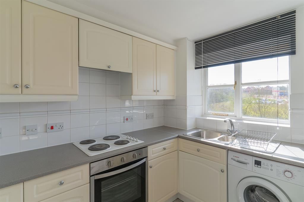 Property photo 2 of 8 Picture 2