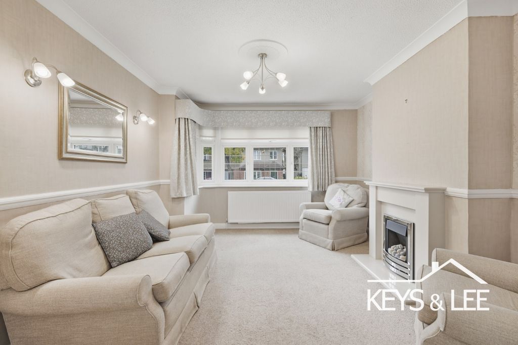 Property photo 2 of 17 3158473