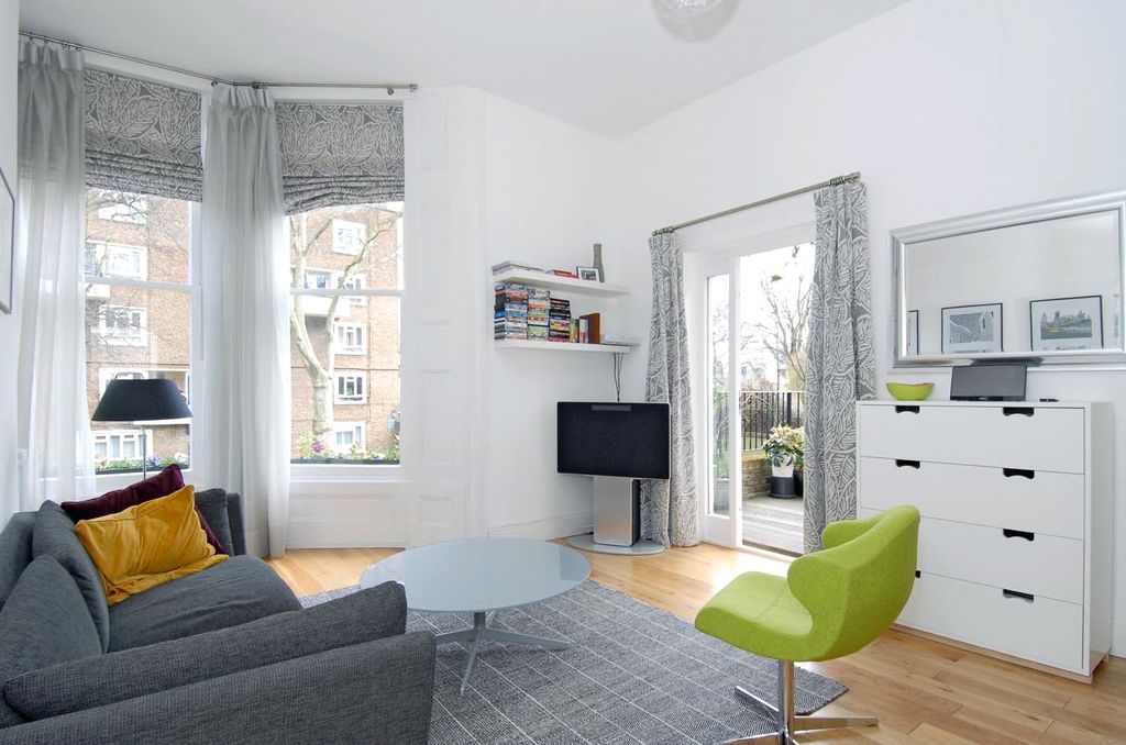 Property photo 3 of 4 Picture No. 06