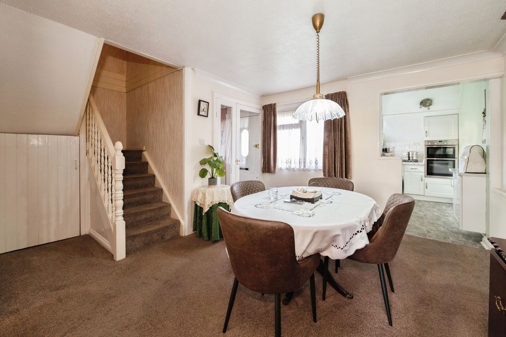 Property photo 2 of 9 Pbox-Img.Jpg