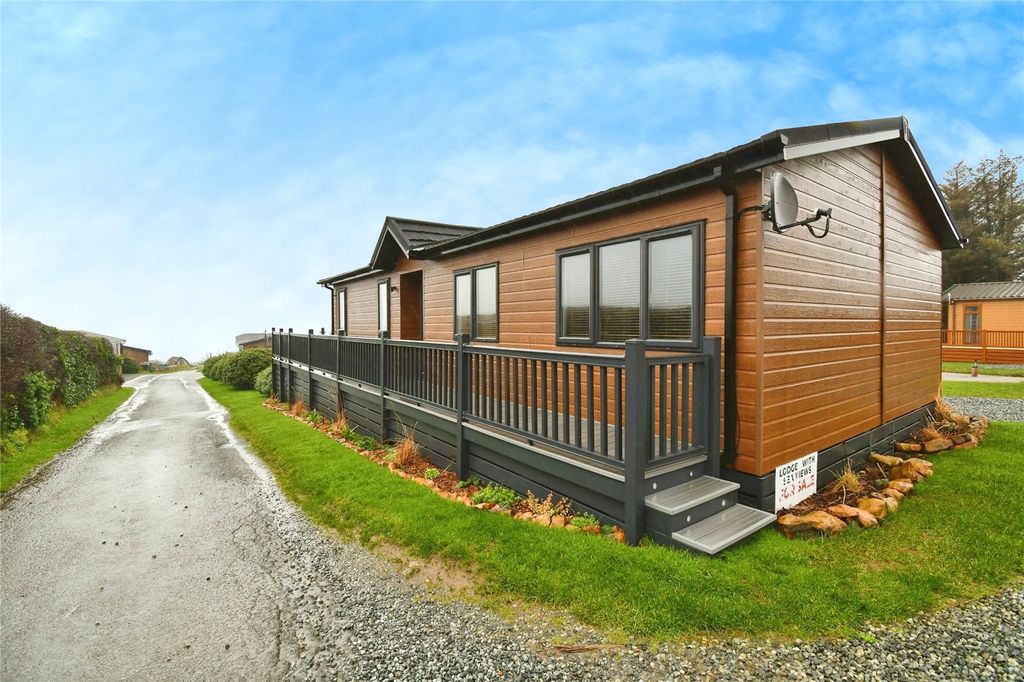 Property photo 1 of 15 Picture No. 14