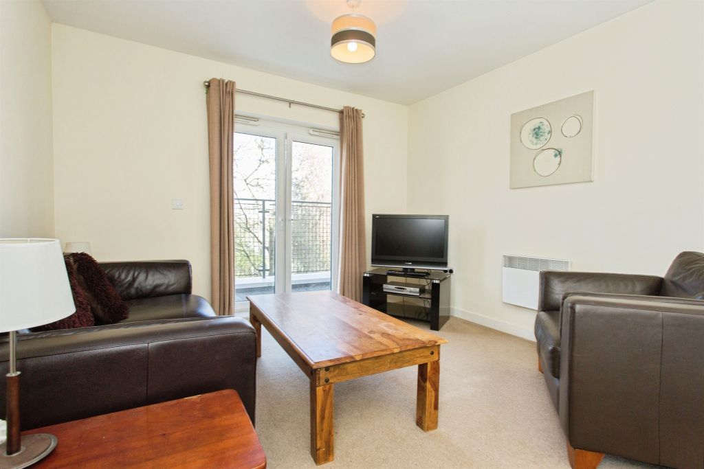 Property photo 3 of 17