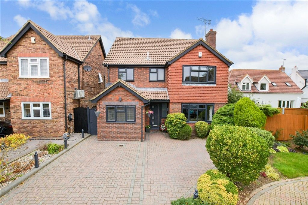 Property photo 1 of 15 External (Web)