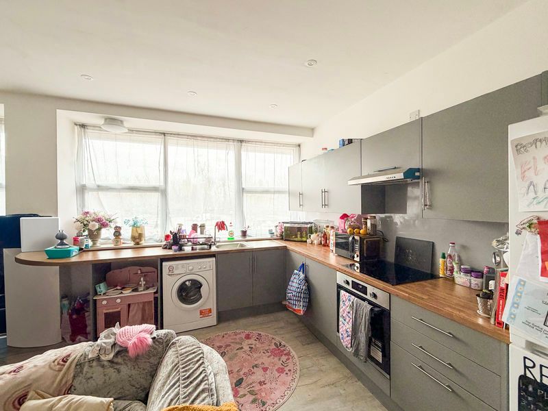 Property photo 2 of 5 Photo 2