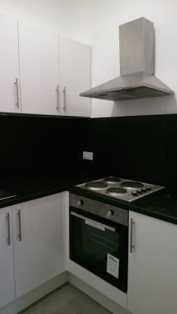 Property photo 2 of 10 Kitchen