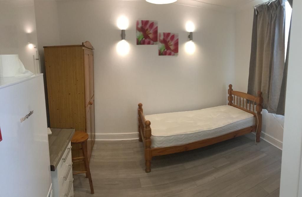 Property photo 3 of 4 Gallery