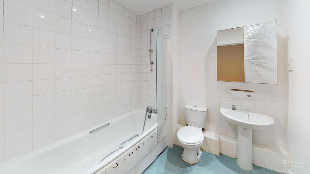 Property photo 3 of 13 Image