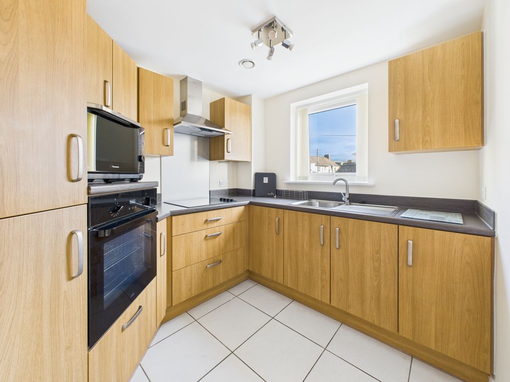 Property photo 3 of 14