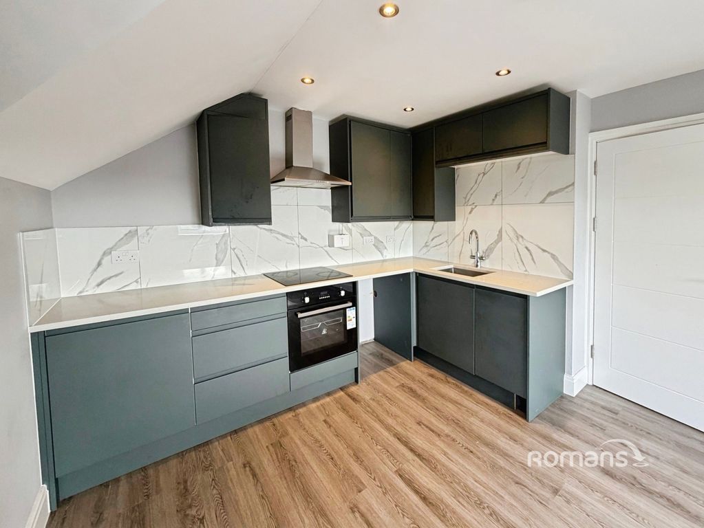 Property photo 1 of 8 Pbox-Img.Jpg