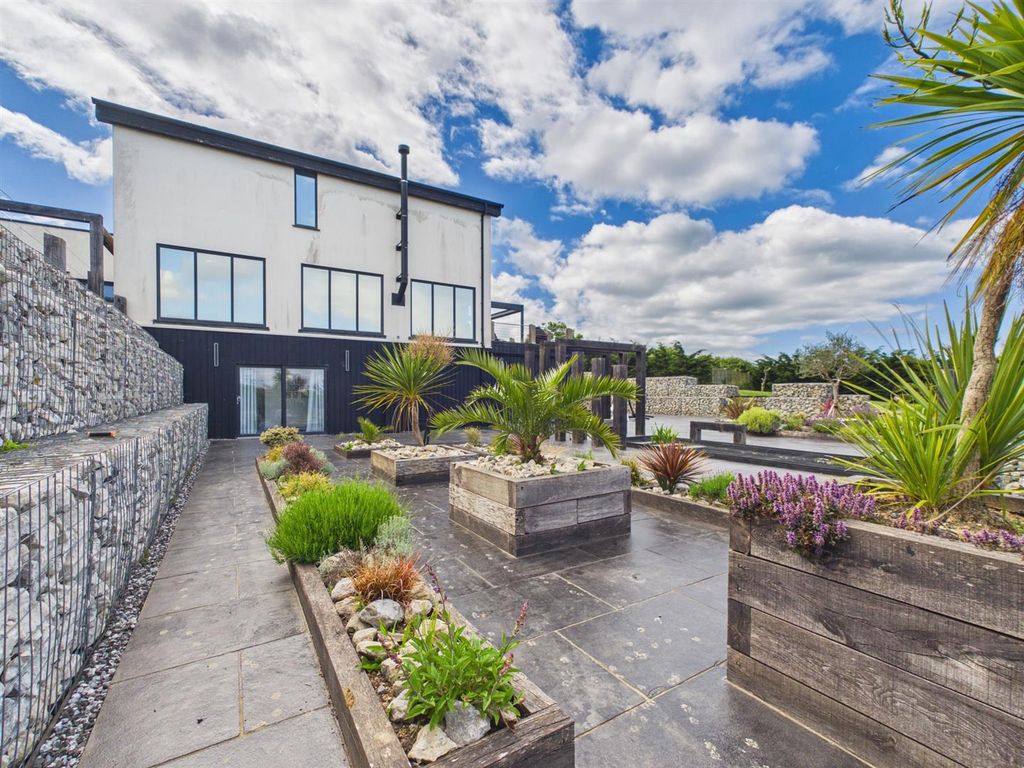 Additional image 47 of 5 bed property for saleChene Road, Peacehaven BN10