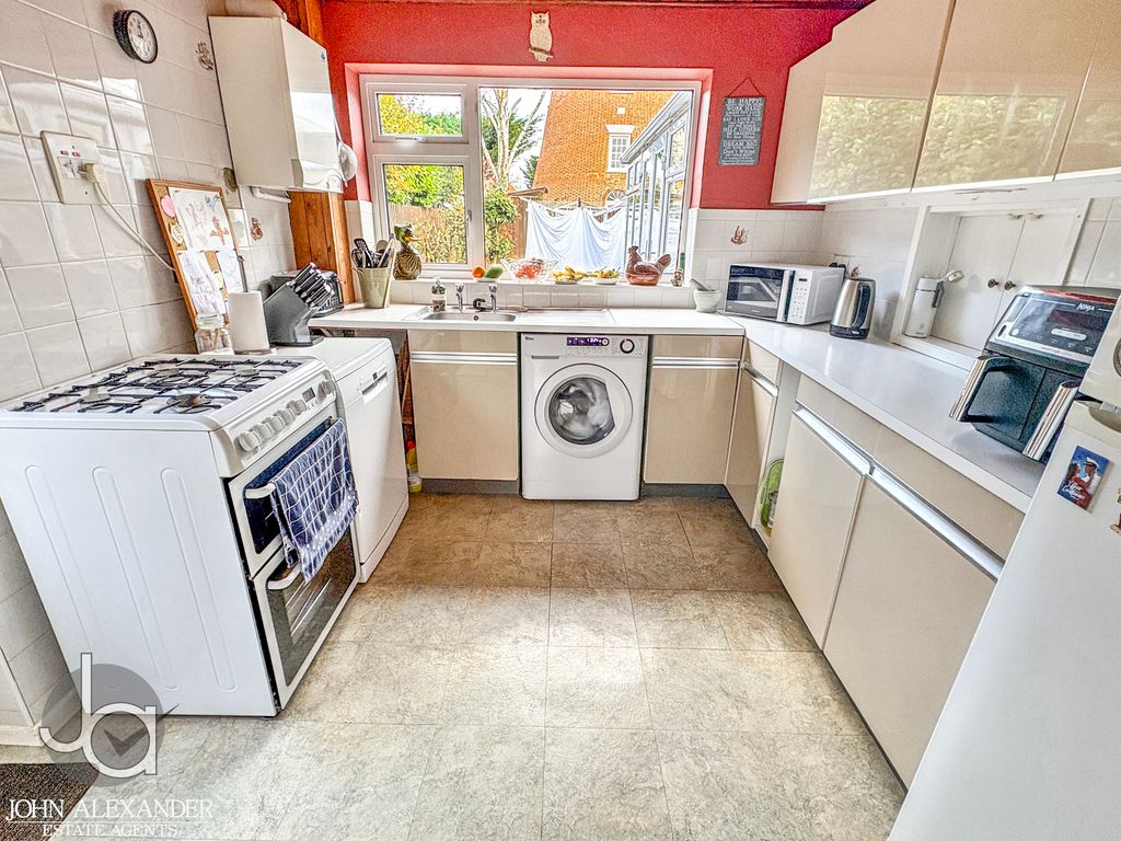 Property photo 3 of 25 20251104_113353466_0.5