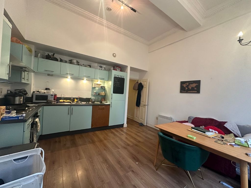 Property photo 3 of 11 Picture No. 27