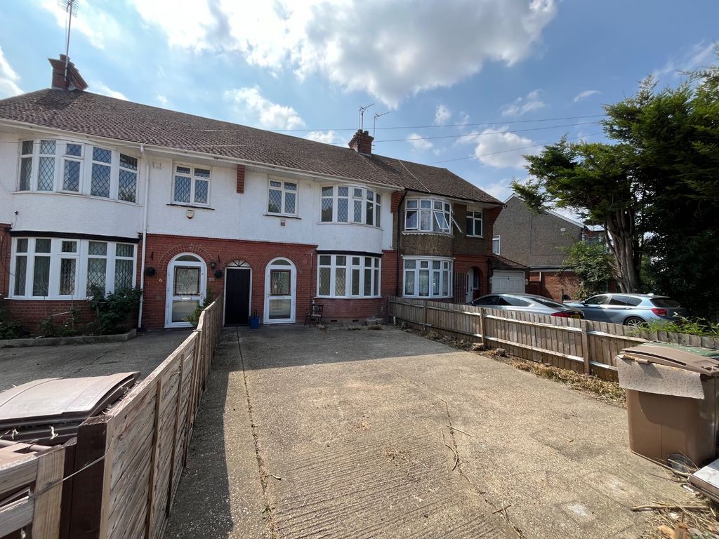 Property photo 1 of 13 5239891