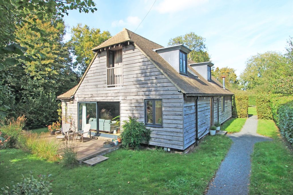 Property photo 1 of 27