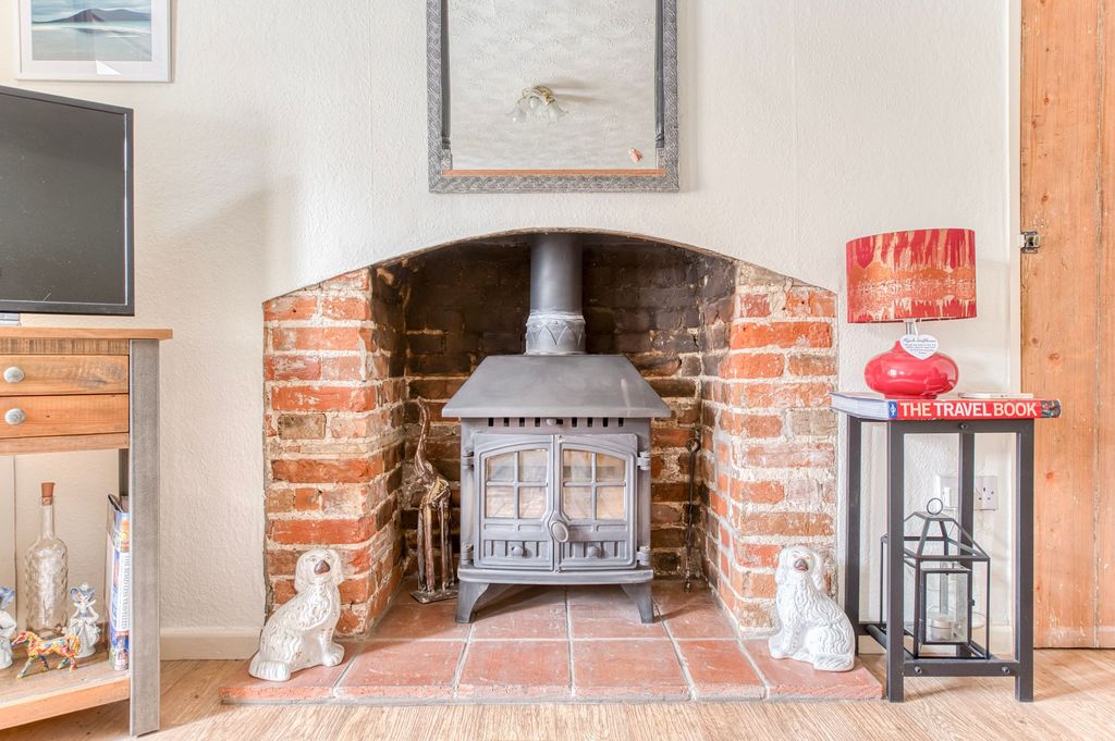 Property photo 3 of 18