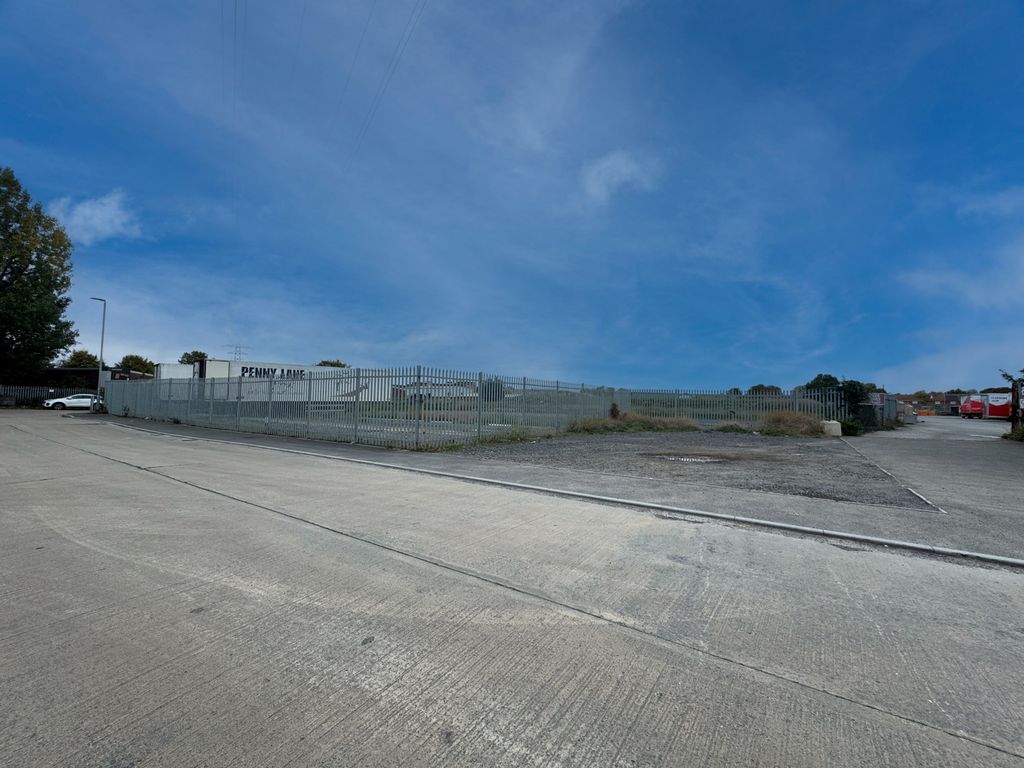 Property photo 1 of 4