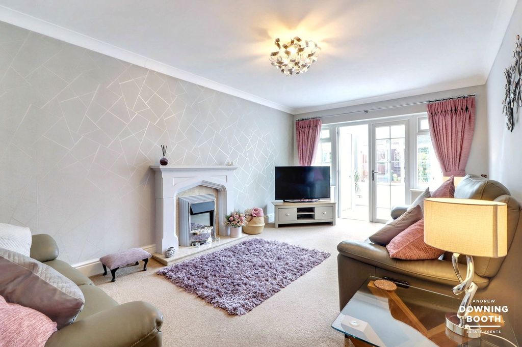 Property photo 2 of 16