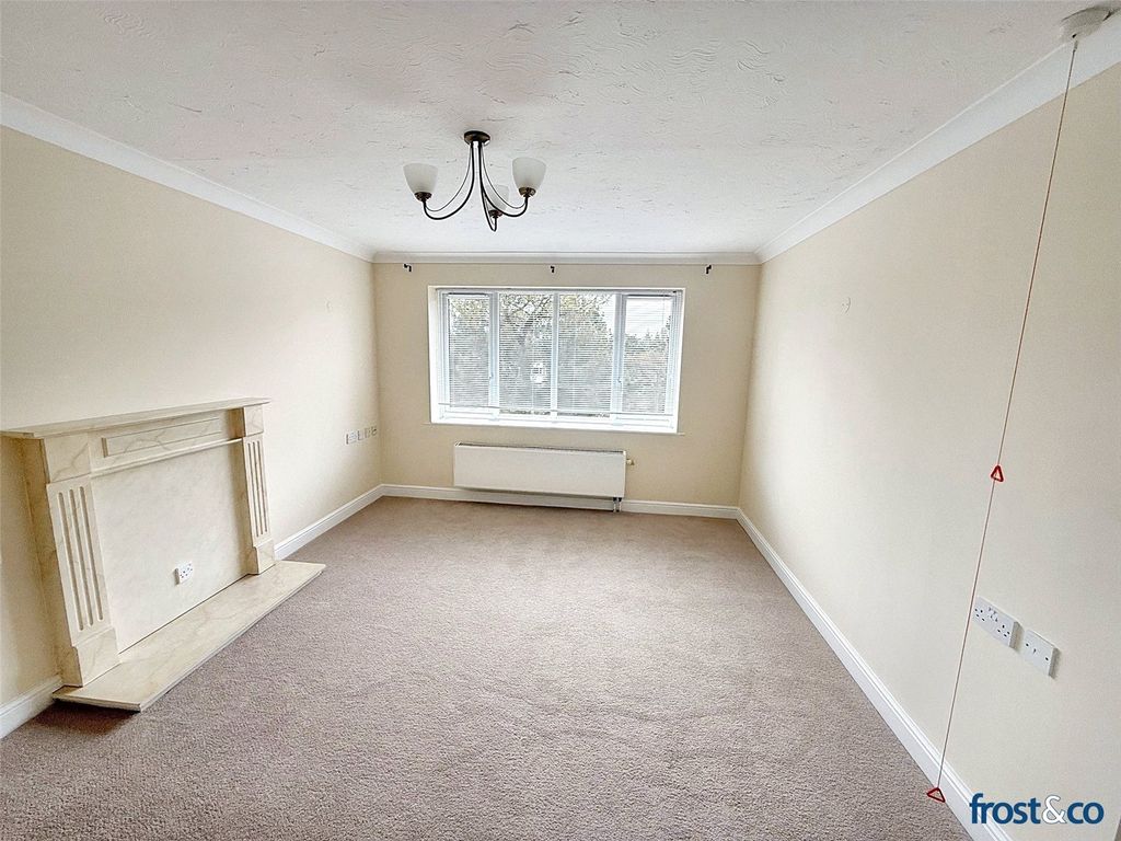 Property photo 3 of 14 Picture No. 15