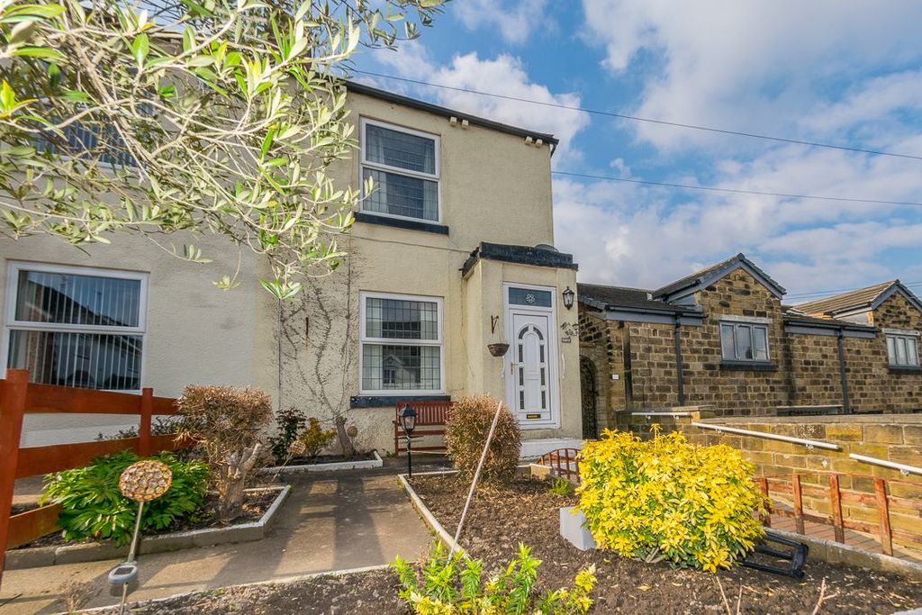 Property photo 2 of 13