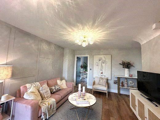 Property photo 3 of 13 Picture No. 24