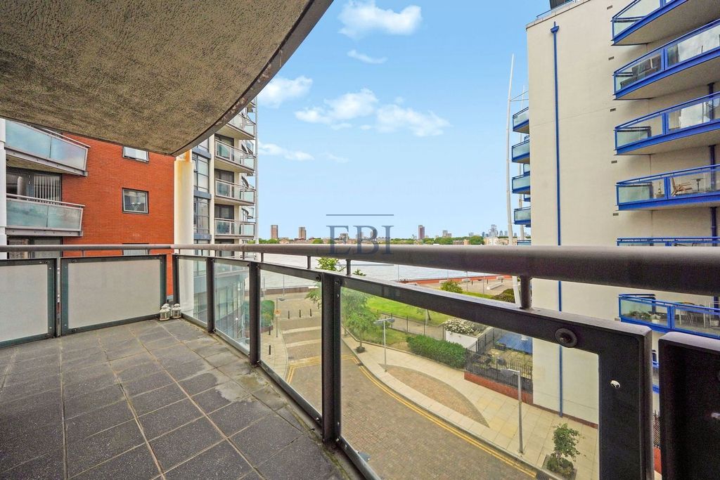 Property photo 1 of 18 Picture No. 03