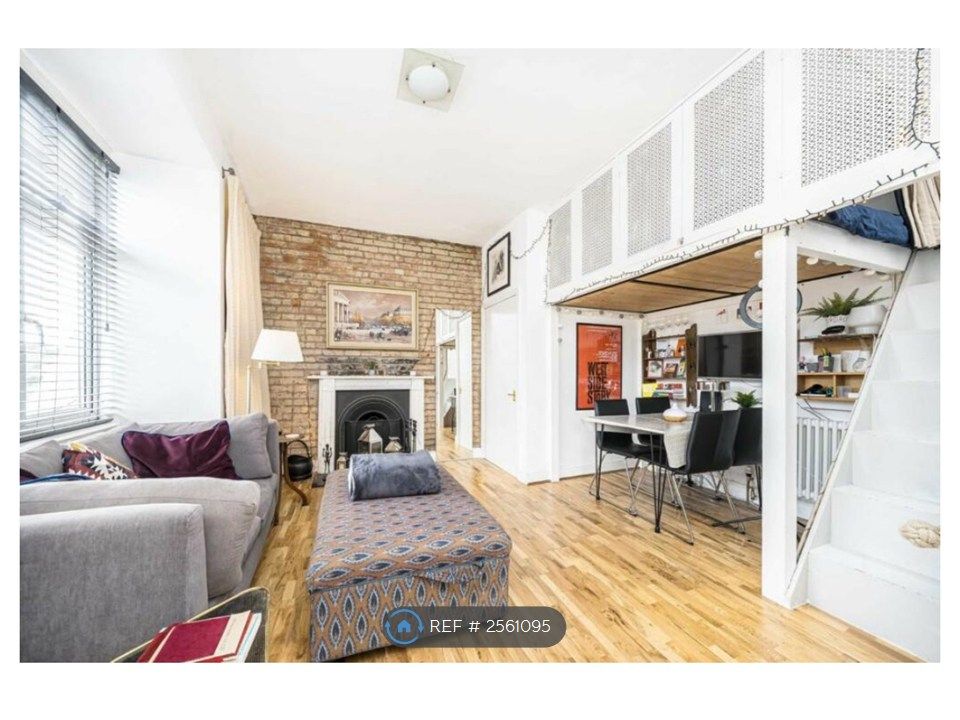 Property photo 1 of 12 Living Room