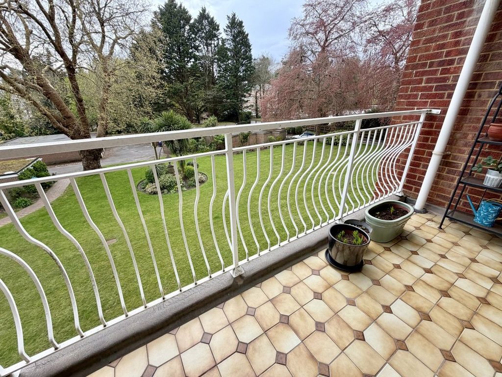 Property photo 3 of 21