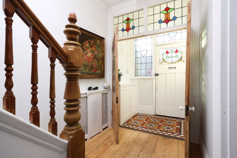 Property photo 3 of 18 Hall