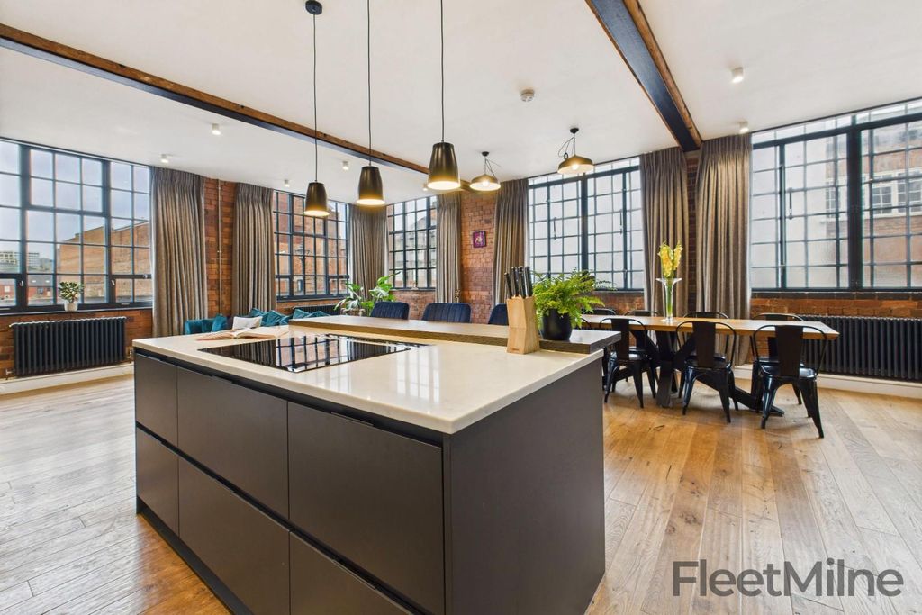 Property photo 3 of 46 Kitchen