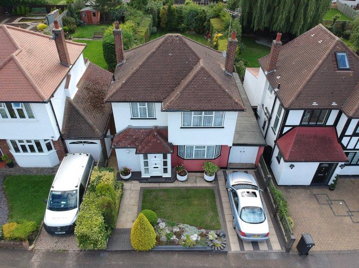Property photo 2 of 19